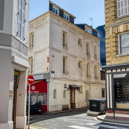Bel Appt 42m² Au Coeur De 2mns De La Appartamento *